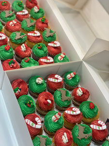 24 - Rejoice Christmas cupcakes