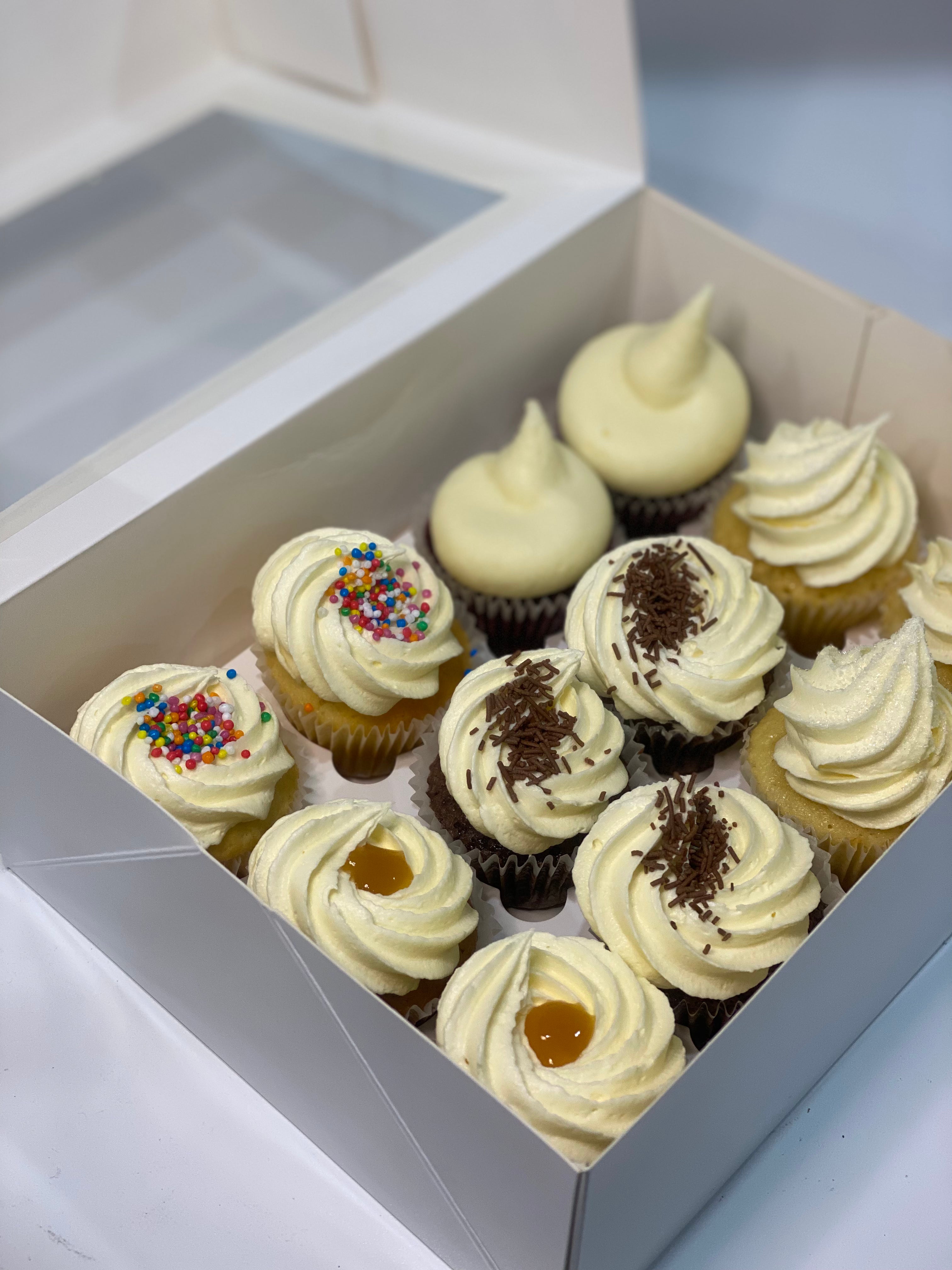 Sampler/ taster  box all flavours-cupcakes -12 mini cupcakes ONLY PICK UP -NO DELIVERY