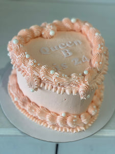 Vintage heart all pinks  -Cake