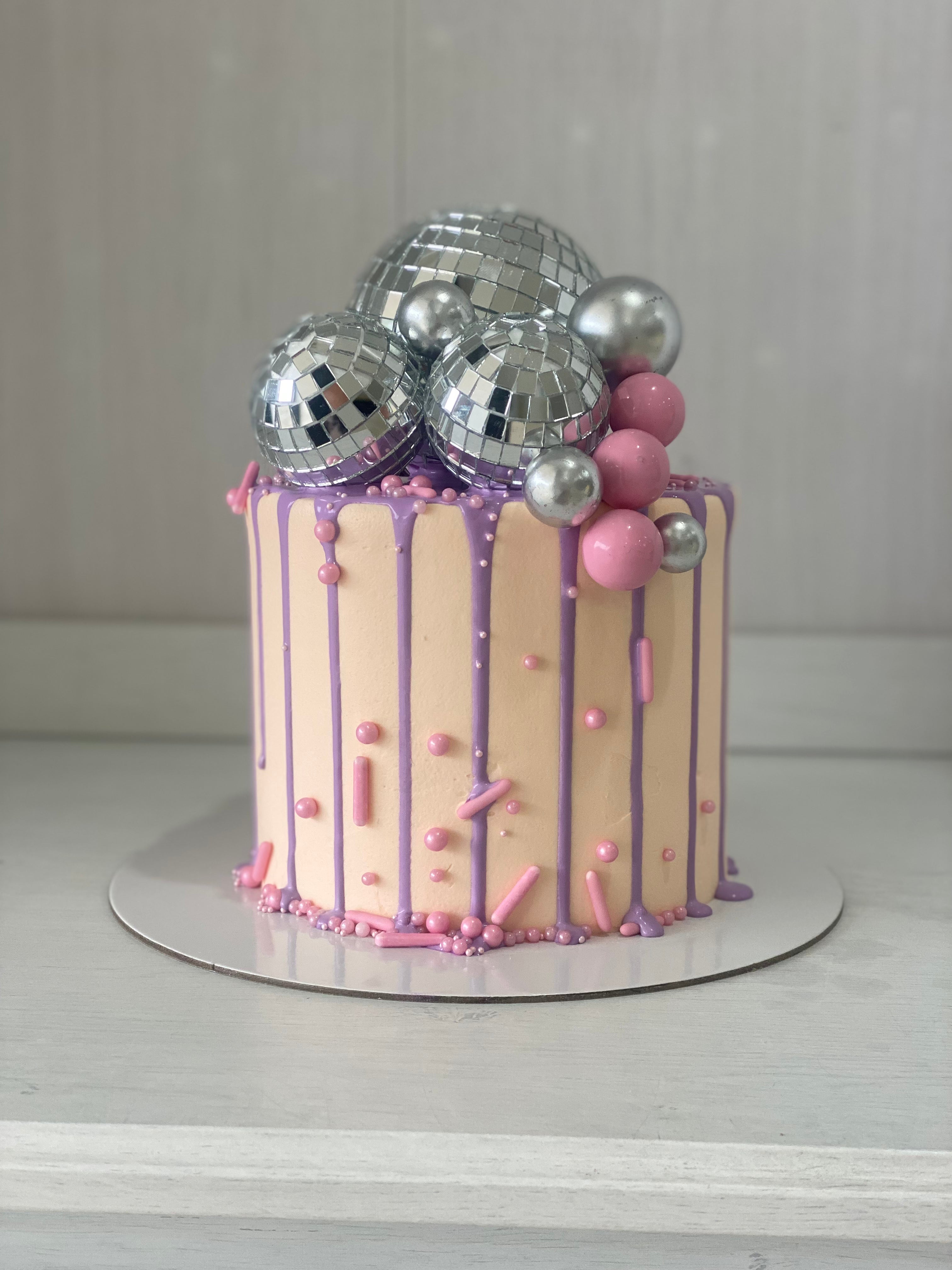 Disco fever -Cake