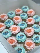 24 Dino pink & Blue cupcake