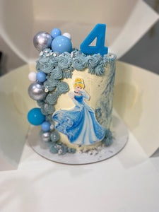 Cinderella charm tall - Cake