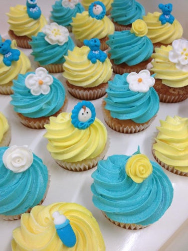 24  x mini yellow blue baby cupcakes