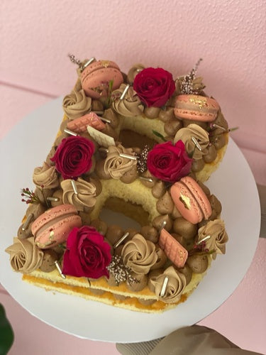 LETTER CAKES - Frudeco Miami | Cake lettering, Luxury cake, Elegant  birthday cakes